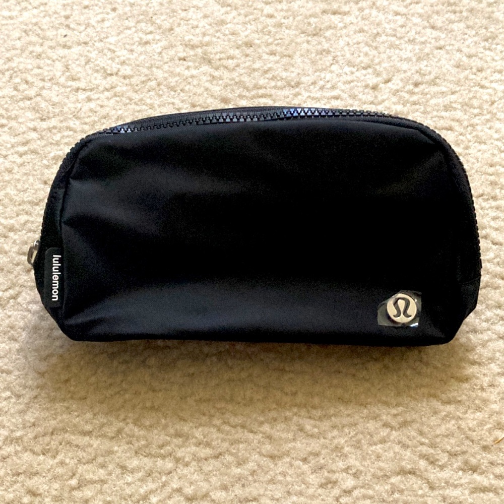 Everywhere belt bag